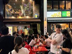 -BHC炸鸡(明洞总店)