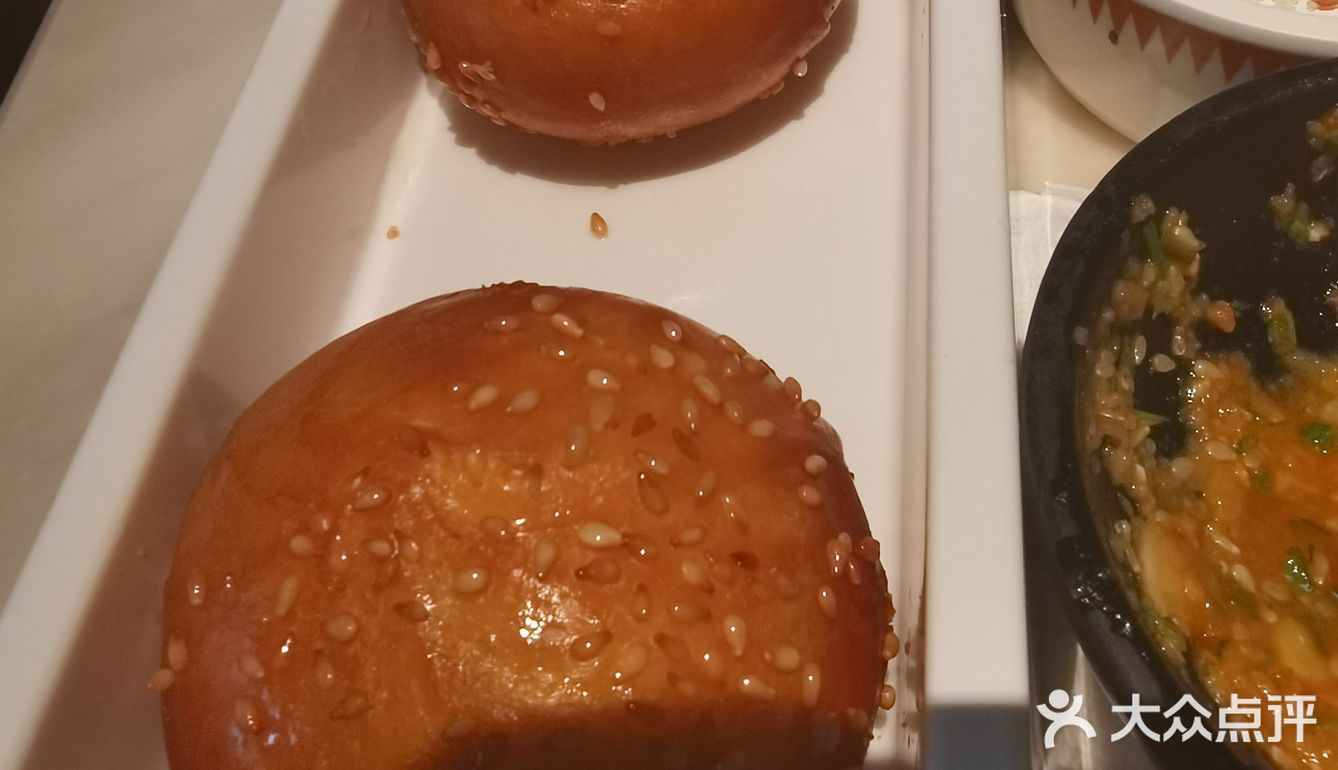 之前常吃的一家火锅店～好久都没来了～菜品还和之前差不