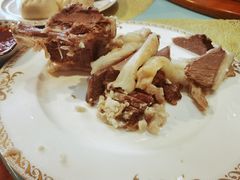 -如亿蒙餐