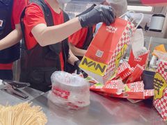 -满巍明生炸鸡架(杭州来福士店)