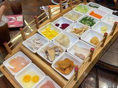 -香麒园·过桥米线·南湖雅宴