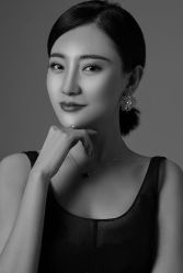 点击看大图 -定格摄影·轻奢定制写真馆