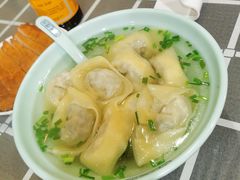 特色荠菜肉馄饨-潘国仙耳光馄饨(黄家阙路店)
