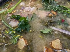 -镇雄酸汤猪脚(钻石广场分店)