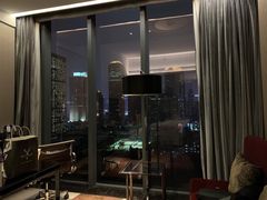 -广州天河希尔顿酒店