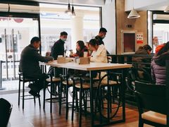 大堂-康师傅私房牛肉面(马泉营奥莱店)