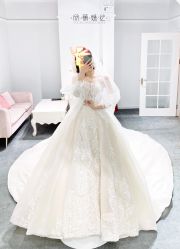 -欣薇婚纱(新源乐汇城店)