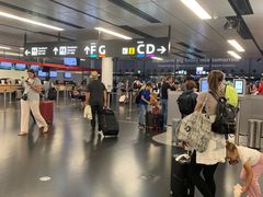 -维也纳国际机场