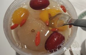 Bitter Orange and Tremella Soup