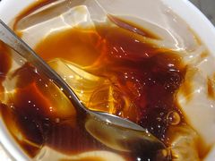 老红糖冰粉-嘉州叶婆婆钵钵鸡(建设路店)