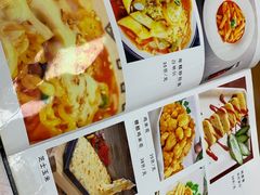 -亲昵春川鸡排(韩国美食街店)