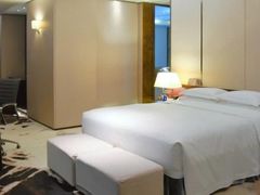 -广州天河希尔顿酒店