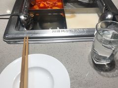 四宫格锅底（番茄，菌汤）-海底捞火锅(万象汇店)