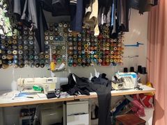 -季师傅无痕改衣(日月光中心店)