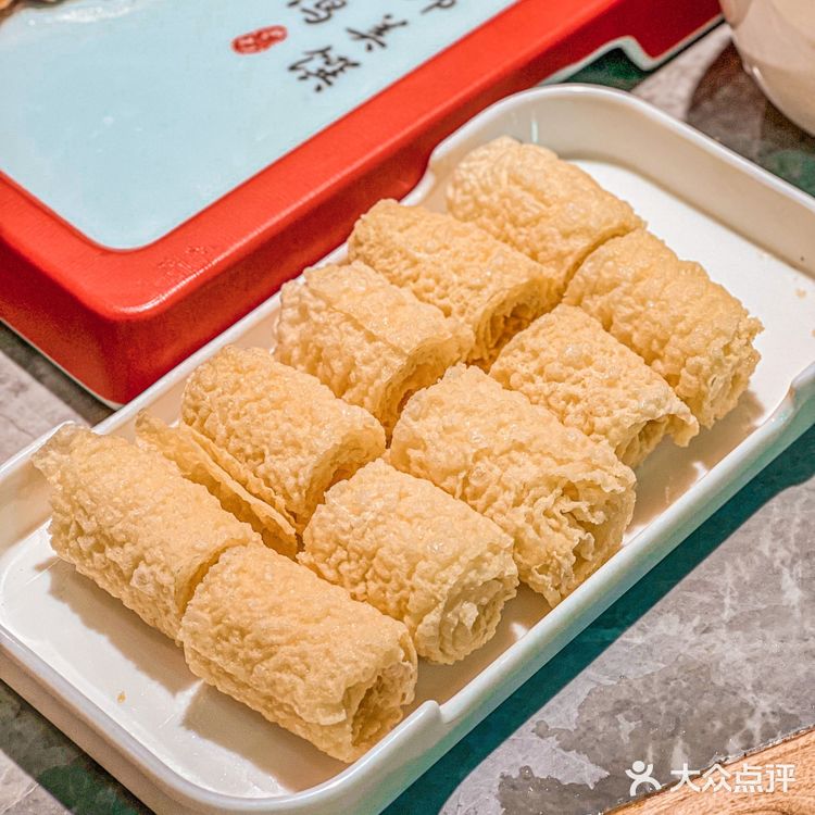 小龙虾和烤鸭这对CP，一下子撞进了我心坎里了！