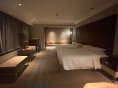 -上海龙之梦万丽酒店