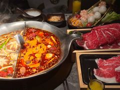 -湊湊火锅·茶憩(杭州湖滨银泰in77店)