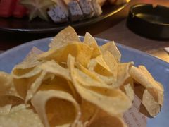 -FOUR PLAY BAR