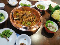 -虾弄弄海派小龙虾·牛羊蝎子火锅