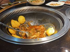 -锅老头海鲜铁锅炖