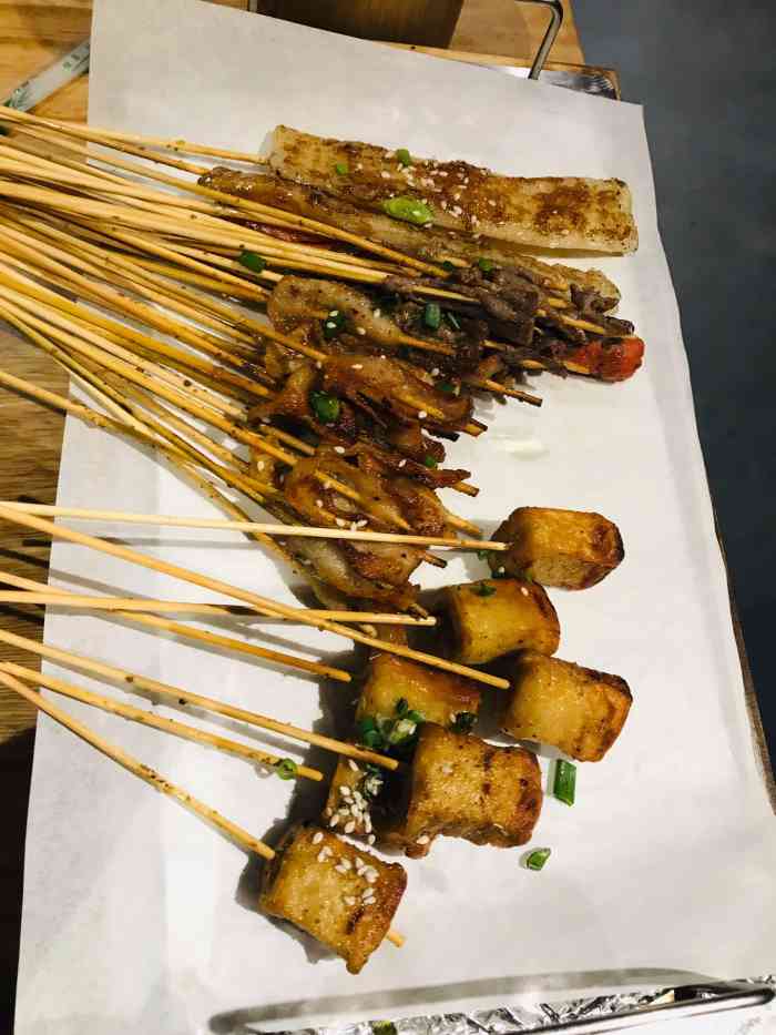 江西烧烤(大红鹰店)-"当今社会,生活节奏越来越快,日常工作时间.