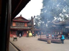 -峨眉山报国寺