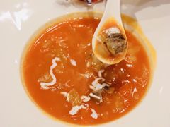 大白兔奶糖风味牛腩罗宋汤-上海人家花樣年华(中山公园店)