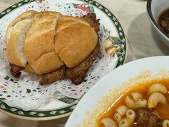 豬扒包-喜莲咖啡