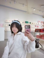-SALON DE VANHADA