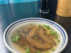 口蘑汤-万三面馆(青龙正街太古里店)