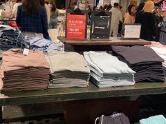 -Hollister(天环广场店)