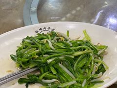 -新峰肉骨茶