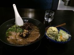 -一豚轩·烧鸟·豚骨拉面(五四路店)