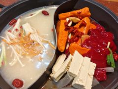 -赵美丽·重庆社区火锅·直营店(火车东站·中豪国际店)