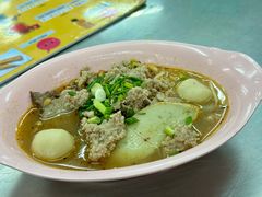 猪肉细米粉汤-榮泰米粉湯(Left Shop)