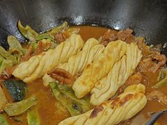 -九妹农家大铁锅东北菜(江湾店)
