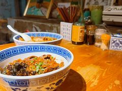 -沪西老弄堂面馆(定西路店)