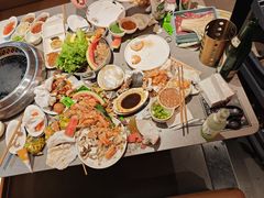 -黑金·寻焰自助百汇·烤肉·火锅(中街店)