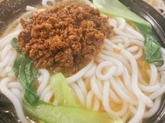 -丽虹云南过桥米线(兴工街店)