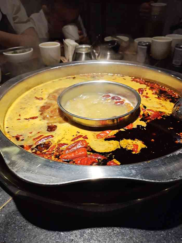 青木火锅-"同事请吃饭,蹭的,听说是网红店,我们订的."-大众点评移动版