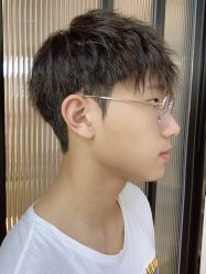 点击看大图 -MONE美发沙龙