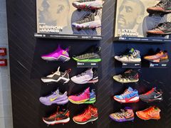 -NIKE品牌体验店(金源新燕莎店)