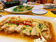 -东方之猪四更烤乳猪(金垦总店)
