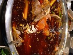 -肖肖酸萝卜鱼火锅(总店)