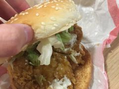 麦辣鸡腿堡套餐-麦当劳(光新乐购店)