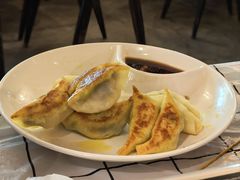 -顶峰夜宴·龙虾烧烤大排档(九江学院店)