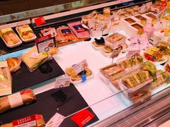 -巴黎贝甜(大宁国际商业广场店)
