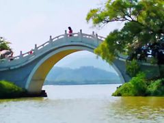 -星湖旅游景区七星岩
