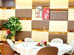 -尚品海鲜肥牛自助火锅(湖明店)