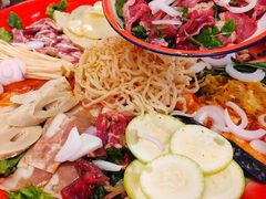 -陈叉子钢盆烤肉(中原万达店)
